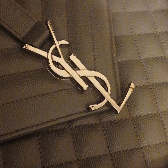 Ysl - Picture 4 of 8